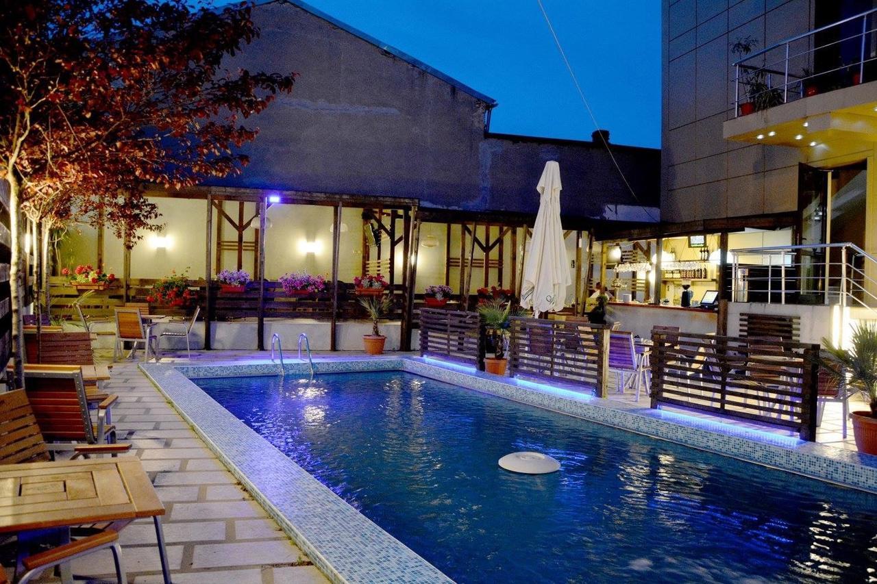 Hotel Lido Craiova Exterior foto